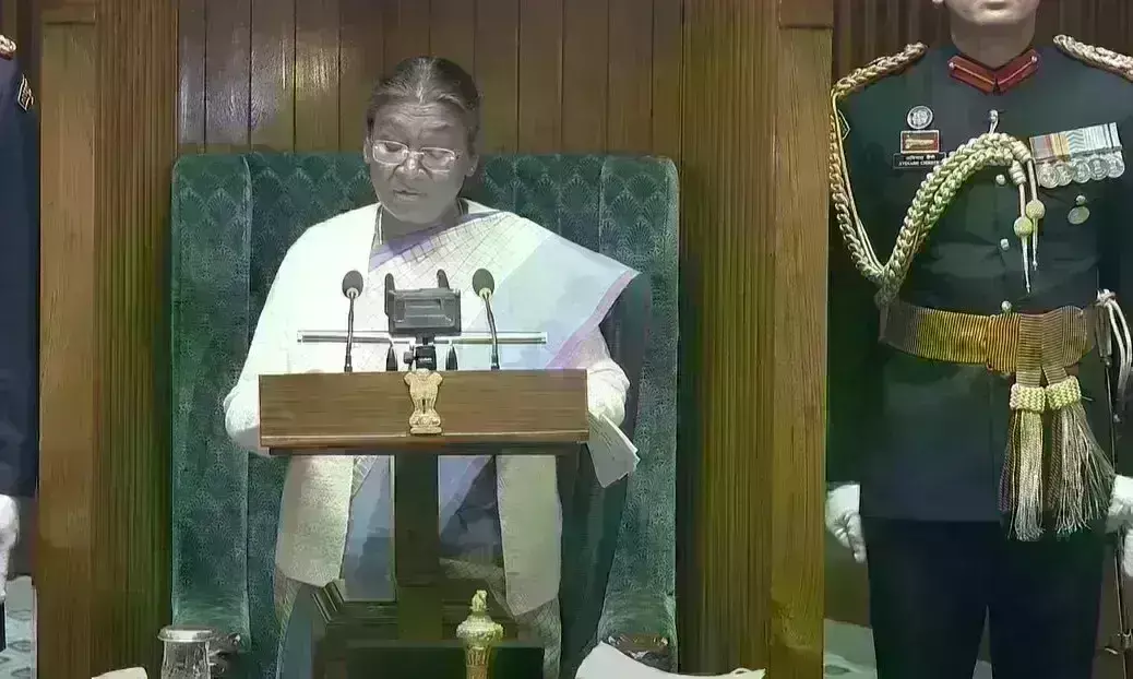 संसद का बजट सत्र शुरू, राष्ट्रपति मुर्मू ने किया संबोधित, कहा - नए भवन में  एक भारत-श्रेष्ठ भारत की महक