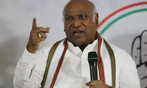 खड़गे का बयान और कांग्रेस की हताशा