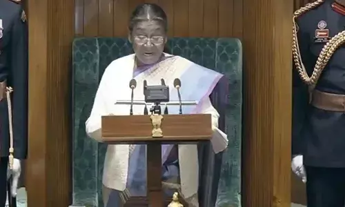 दुनिया में गंभीर संकट के बावजूद भारत सबसे तेजी से आगे बढ़ने वाली अर्थव्यवस्था: राष्ट्रपति