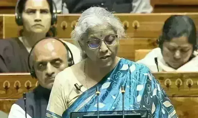 बजट में महिलाओं के लिए 5 बड़े ऐलान, 3 करोड़ लखपति दीदी, बालिकाओं को सर्वाइकल कैंसर का टीका फ्री