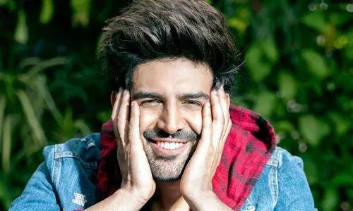 एक साल बाद कार्तिक आर्यन ने चखा मिठाई का स्वाद, रसमलाई को बताया पसंदीदा