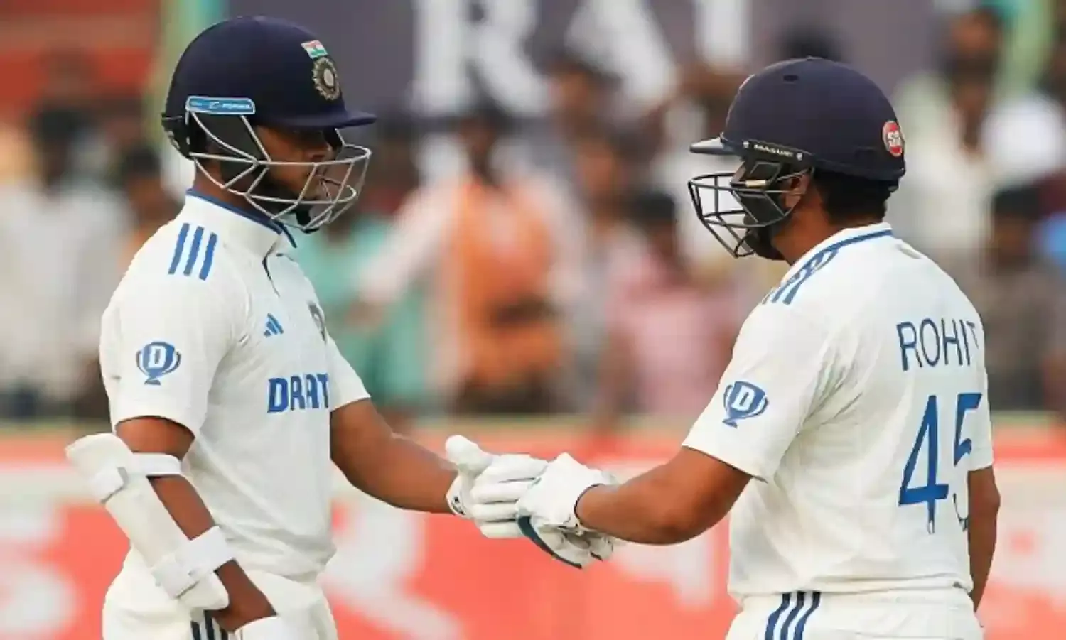 Visakhapatnam Test: इंग्लैंड की पहली पारी 253 रन पर सिमटी, भारत की कुल बढ़त 171 रनों की हुई Visakhapatnam Test: इंग्लैंड की पहली पारी 253 रन पर सिमटी, भारत की कुल बढ़त 171 रनों की हुई