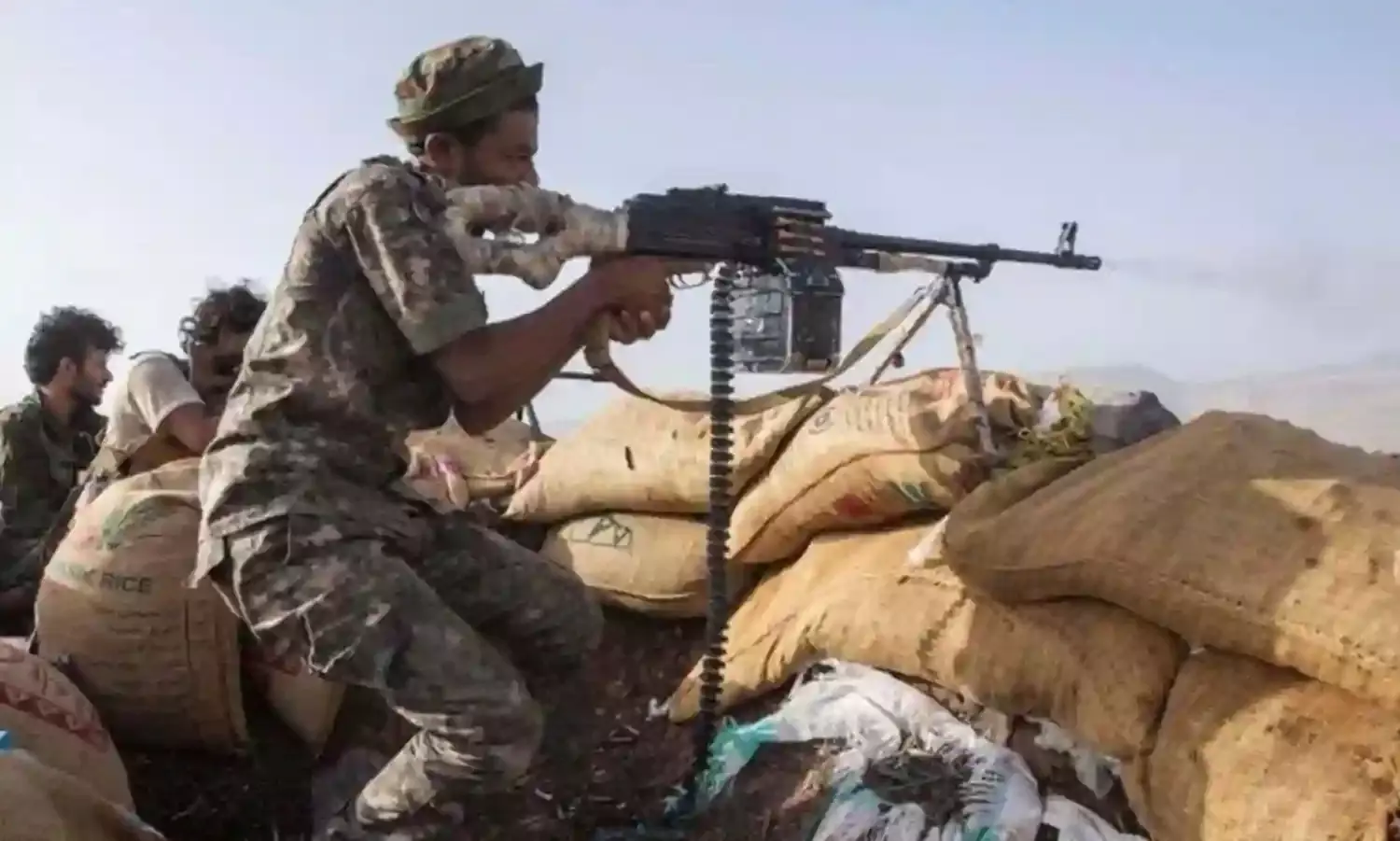 अमेरिका, ब्रिटेन ने यमन में हूती के ठिकानों पर किया ताबड़तोड़ हमला