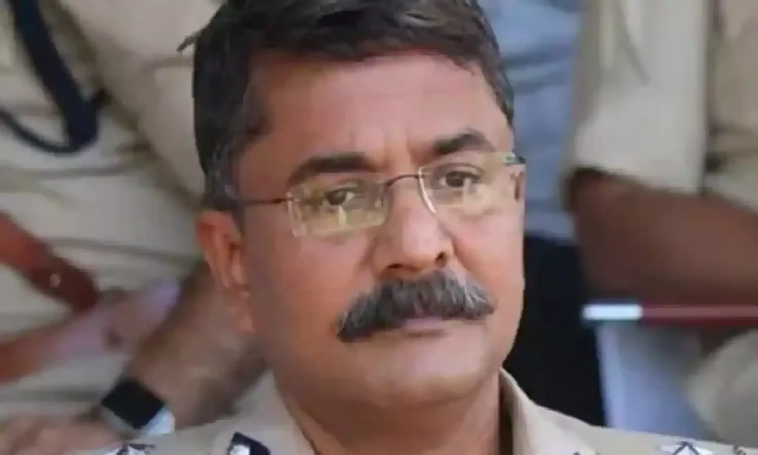 MP: तीन वरिष्ठ IPS अधिकारियों का तबादला, राकेश गुप्ता बने इंदौर पुलिस कमिश्नर MP: तीन वरिष्ठ IPS अधिकारियों का तबादला, राकेश गुप्ता बने इंदौर पुलिस कमिश्नर