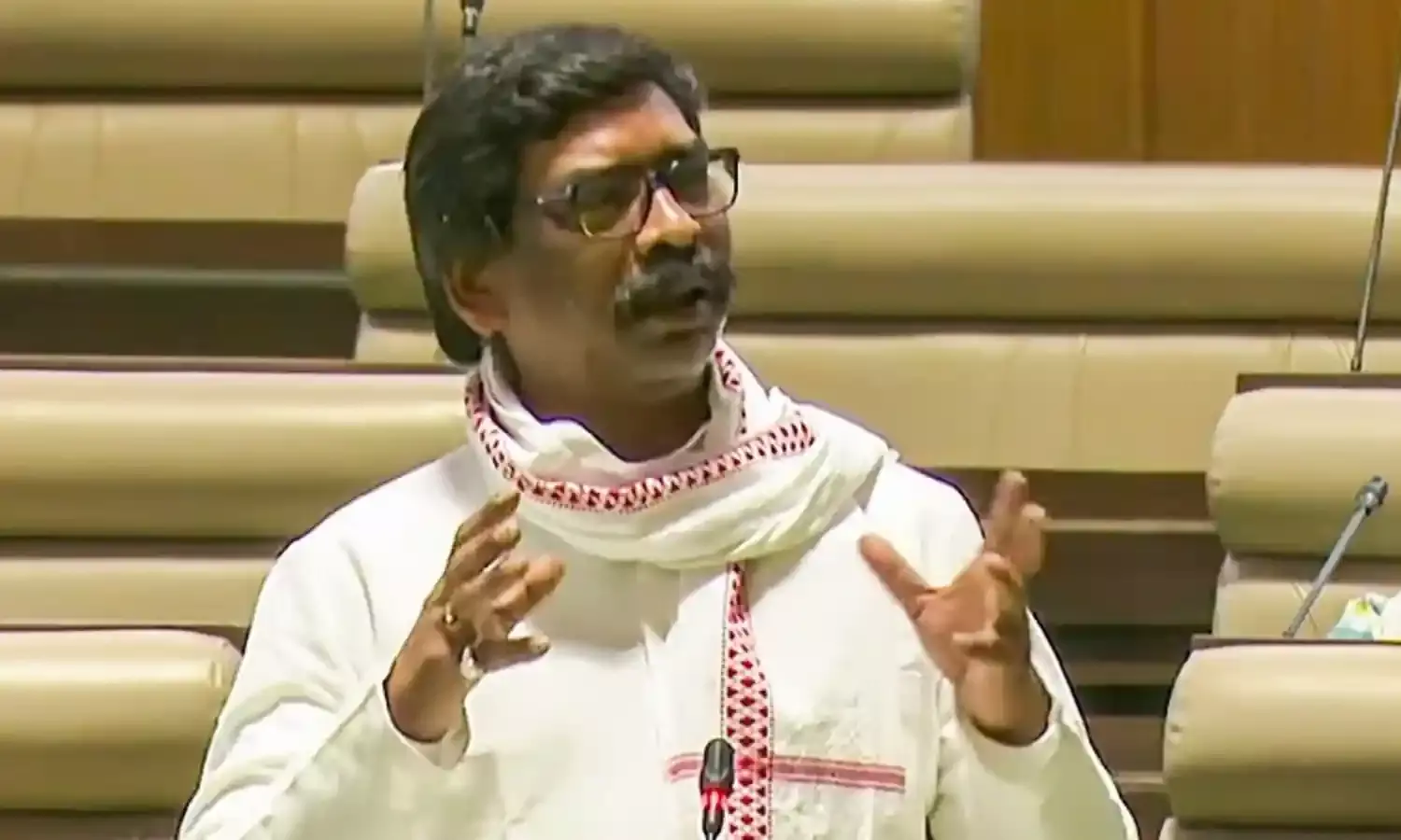 हेमंत सोरेन ने BJP को दी चुनौती, कहा- आरोप साबित हुए तो राजनीति क्या झारखंड छोड़ दूंगा हेमंत सोरेन ने BJP को दी चुनौती, कहा- आरोप साबित हुए तो राजनीति क्या झारखंड छोड़ दूंगा