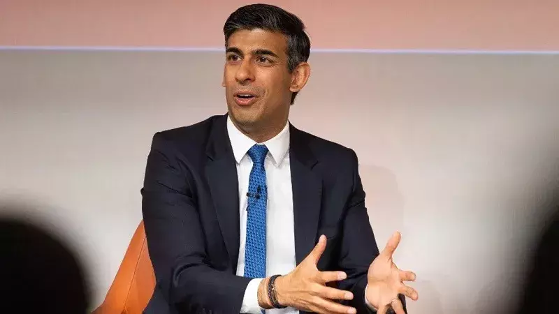 ऋषि सुनक ने माना, इंग्लैंड के अस्पतालों में प्रतीक्षा अवधि कम करने के वादे में विफल