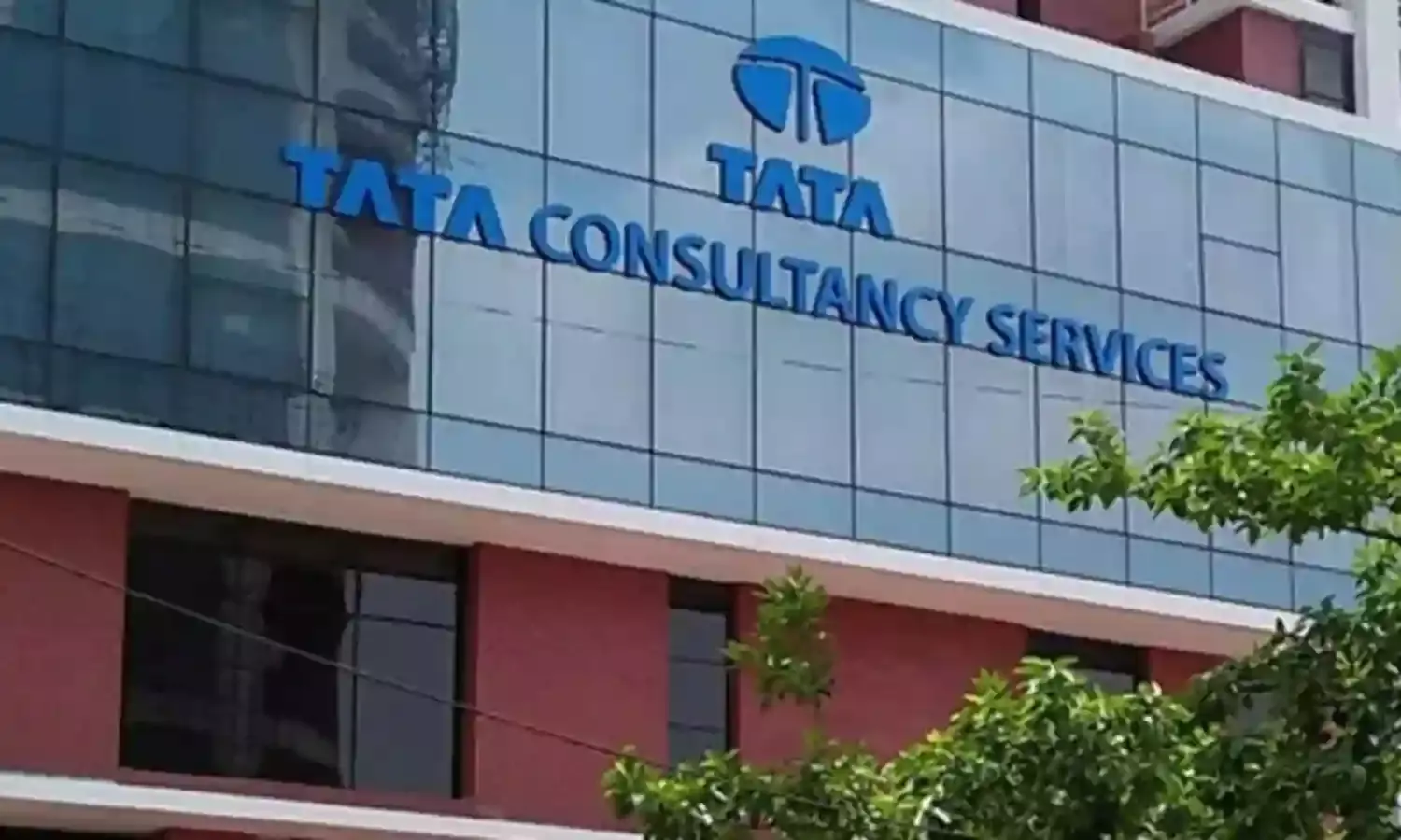 टीसीएस का मार्केट कैप 15 लाख करोड़ रुपये के पार पहुंचा