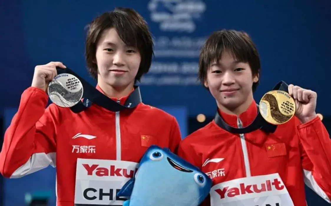 विश्व एक्वेटिक्स : क्वान होंगचान ने 10 मीटर प्लेटफॉर्म में अपना पहला विश्व व्यक्तिगत खिताब जीता विश्व एक्वेटिक्स : क्वान होंगचान ने 10 मीटर प्लेटफॉर्म में अपना पहला विश्व व्यक्तिगत खिताब जीता