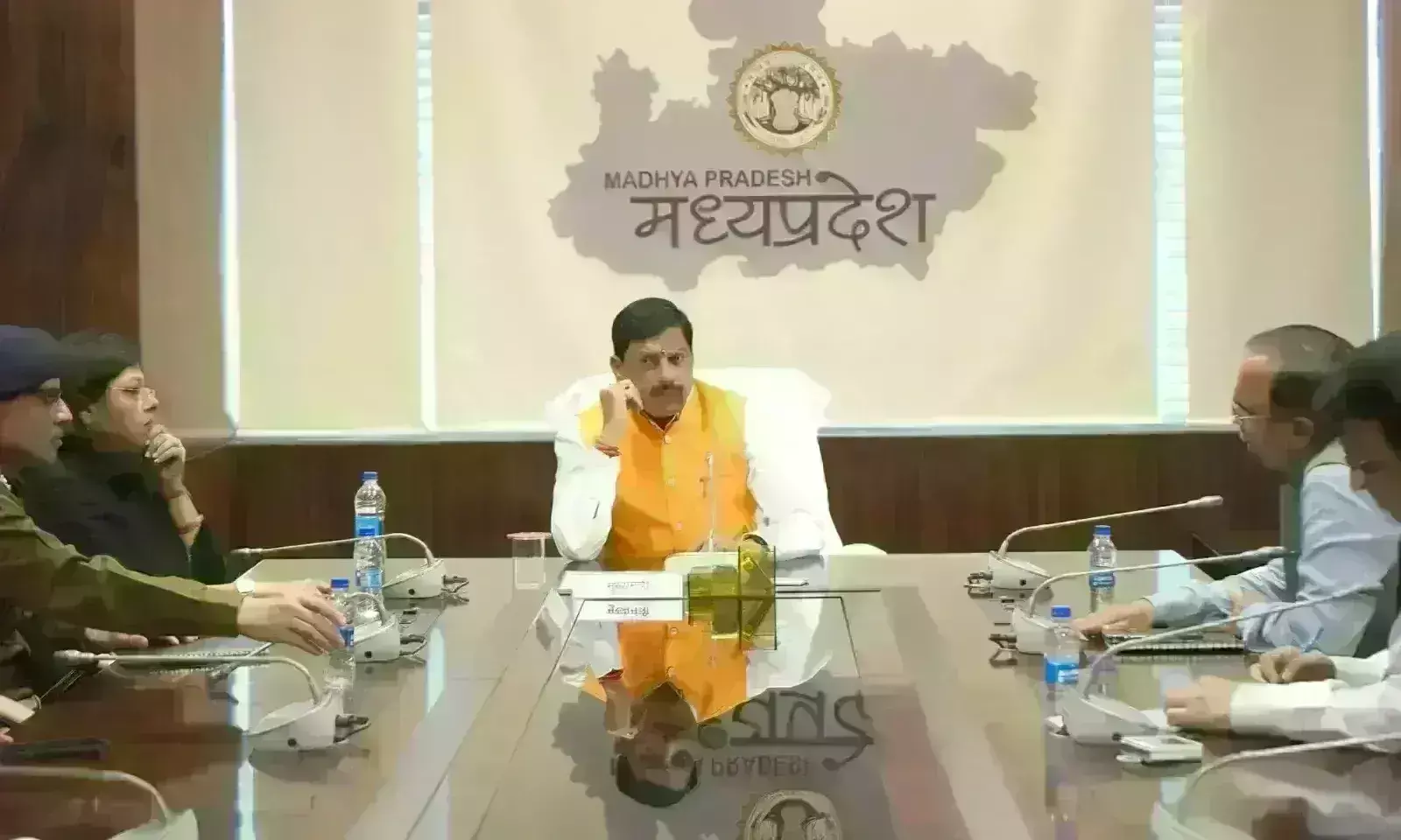 मुख्यमंत्री यादव ने दिए निर्देश, अवैध शराब बिक्री, ध्वनि प्रदूषण और नियम विरूद्ध मांस विक्रय को लेकर सजग रहे