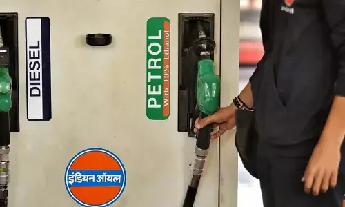 कच्चा तेल 79 डॉलर प्रति बैरल के करीब, पेट्रोल-डीजल की कीमत स्थिर