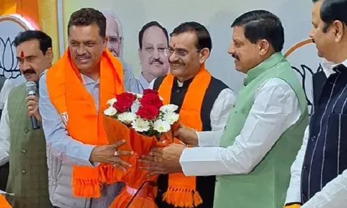 मप्र में कांग्रेस को बड़ा झटका, जबलपुर मेयर जगत बहादुर अन्नू ने थामा भाजपा का दामन