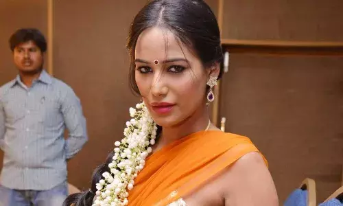 पूनम पांडे को कैंसर जागरुकता अभियान का चेहरा बना सकती है केन्द्र सरकार पूनम पांडे को कैंसर जागरुकता अभियान का चेहरा बना सकती है केन्द्र सरकार