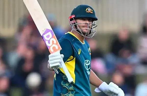 क्रिकेट के सभी प्रारूपों में 100 मैच खेलने वाले पहले ऑस्ट्रेलियाई बने डेविड वार्नर क्रिकेट के सभी प्रारूपों में 100 मैच खेलने वाले पहले ऑस्ट्रेलियाई बने डेविड वार्नर