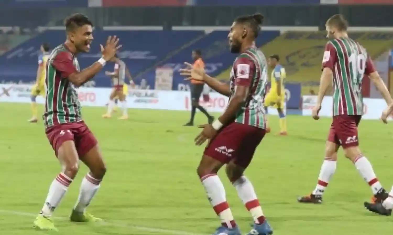 आईएसएल : मोहन बागान सुपर जायंट का सामना लड़खड़ाते हैदराबाद से आईएसएल : मोहन बागान सुपर जायंट का सामना लड़खड़ाते हैदराबाद से