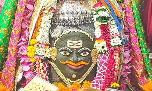उज्जैन: एक जनवरी से अब तक 1.20 करोड़ से अधिक भक्तों ने किए भगवान महाकाल के दर्शन