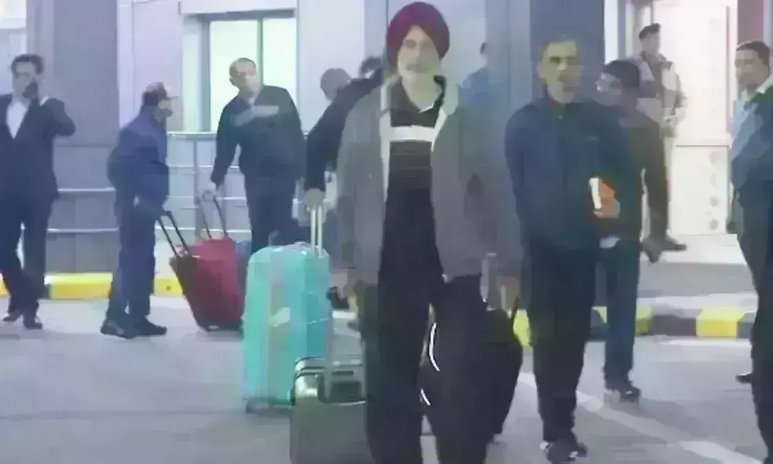 कतर से पूर्व नौसैनिक भारत वापस लौटे, जासूसी के आरोप में मिली थी सजा