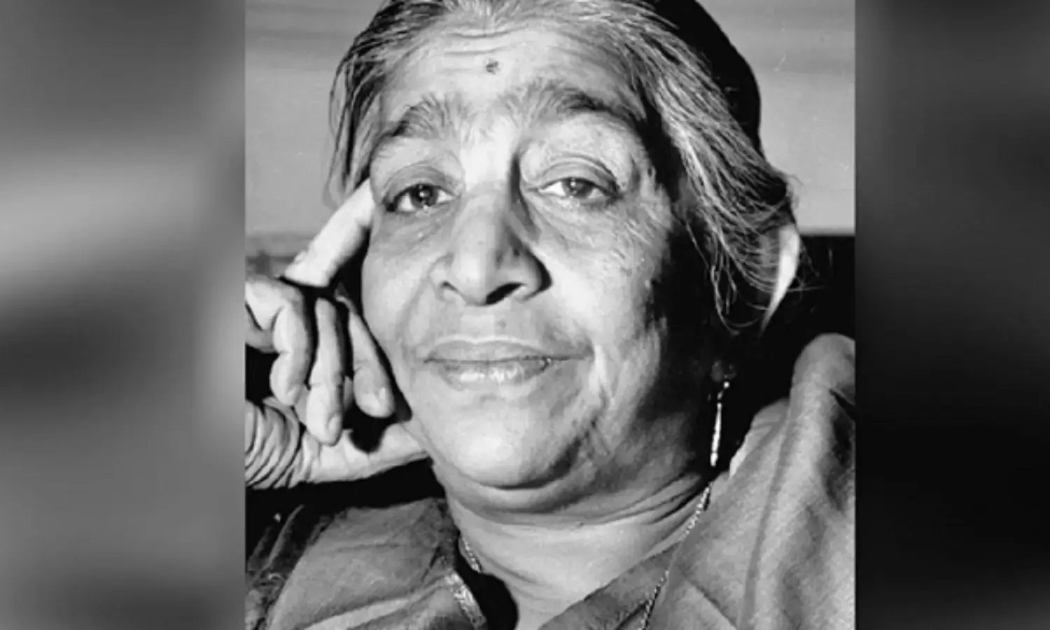 सरोजिनी नायडू की स्वतंत्रता आंदोलन में थी अहम भूमिका सरोजिनी नायडू की स्वतंत्रता आंदोलन में थी अहम भूमिका