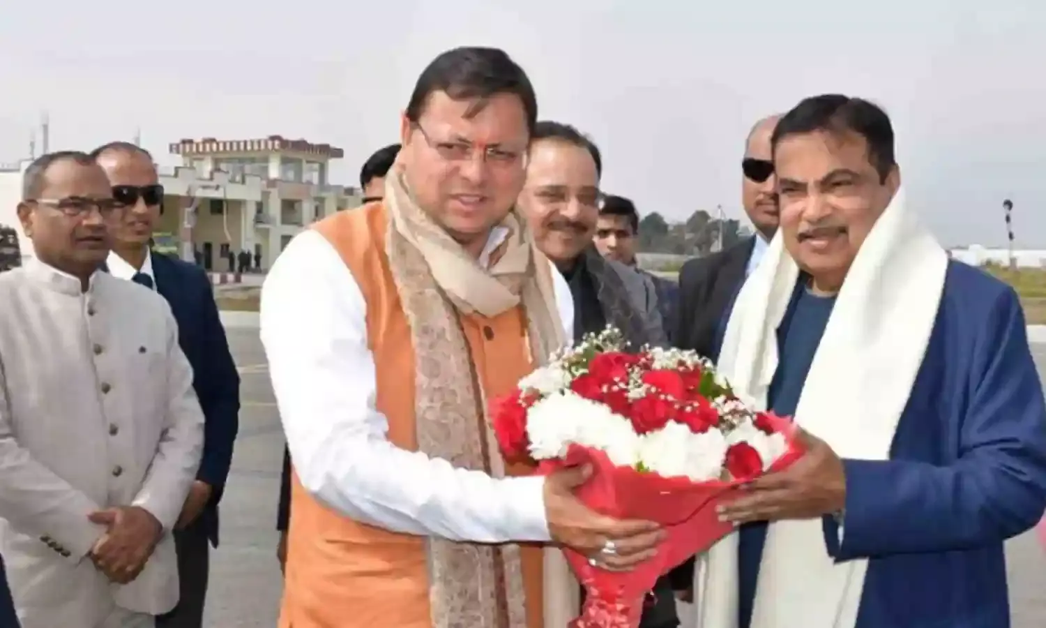 केंद्रीय मंत्री गडकरी उत्तराखंड के दौरे पर, सीएम धामी ने किया स्वागत केंद्रीय मंत्री गडकरी उत्तराखंड के दौरे पर, सीएम धामी ने किया स्वागत