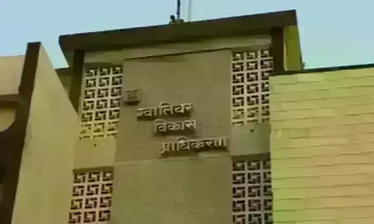 GDA का गड़बड़झाला, निलंबन किसी का होना था, बलि चढ़ा दिया किसी और को