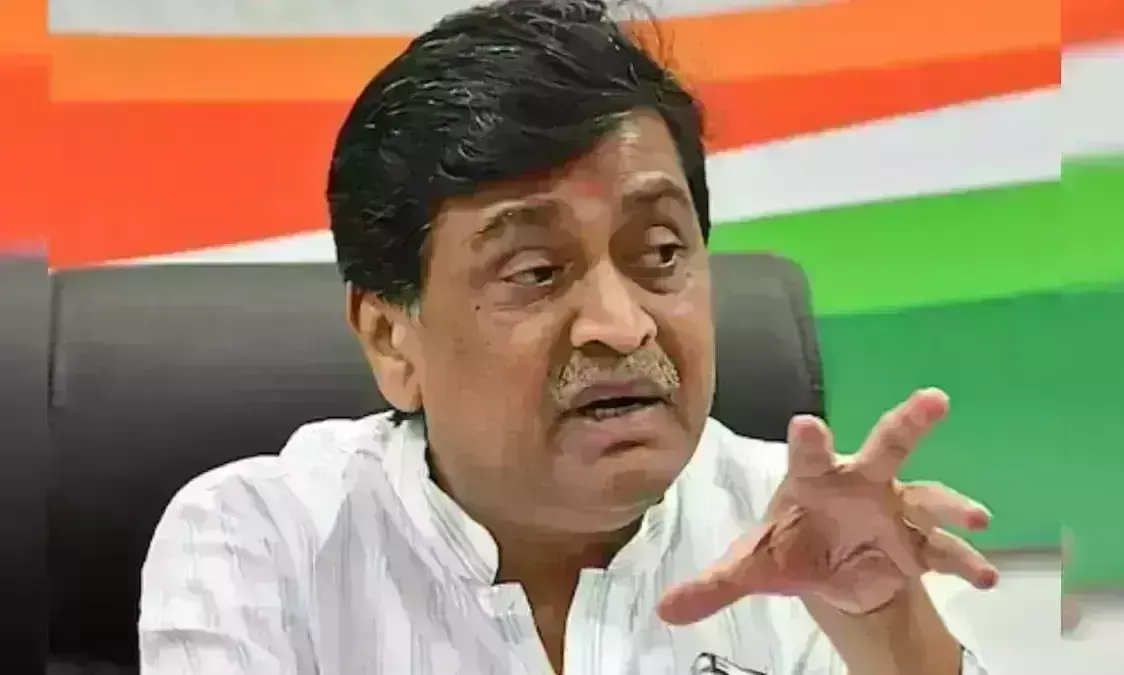 अशोक चव्हाण को मिला भाजपा में शामिल होने का गिफ्ट, मिला राज्यसभा का टिकट अशोक चव्हाण को मिला भाजपा में शामिल होने का गिफ्ट, मिला राज्यसभा का टिकट