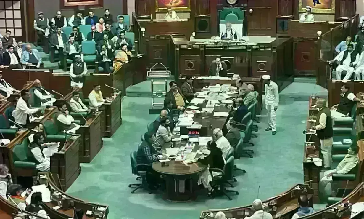 मप्र विधानसभा में विपक्ष ने नल जल योजना को लेकर किया हंगामा, अनिश्चित काल के लिए स्थगित