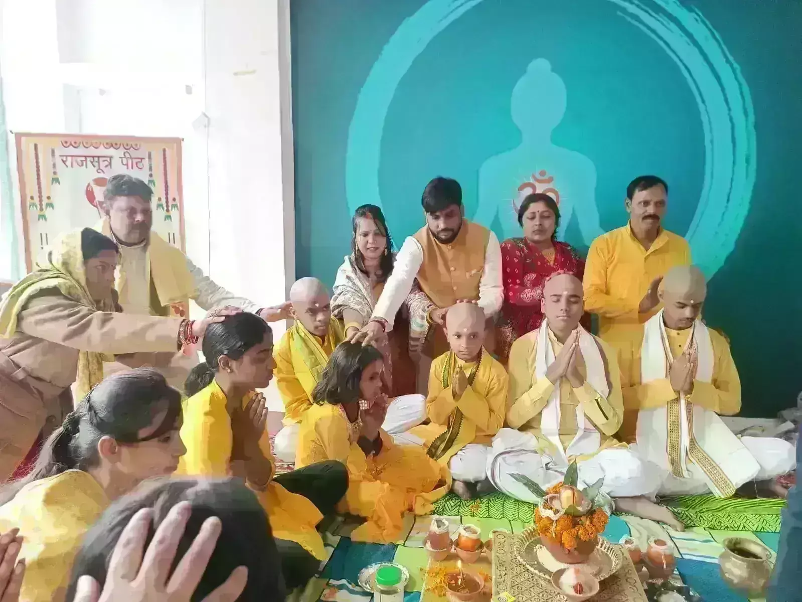 काशी की बेटियों ने रूढ़ियों को तोड़ कराया उपनयन, मुगल काल से बंद था यज्ञोपवीत संस्कार