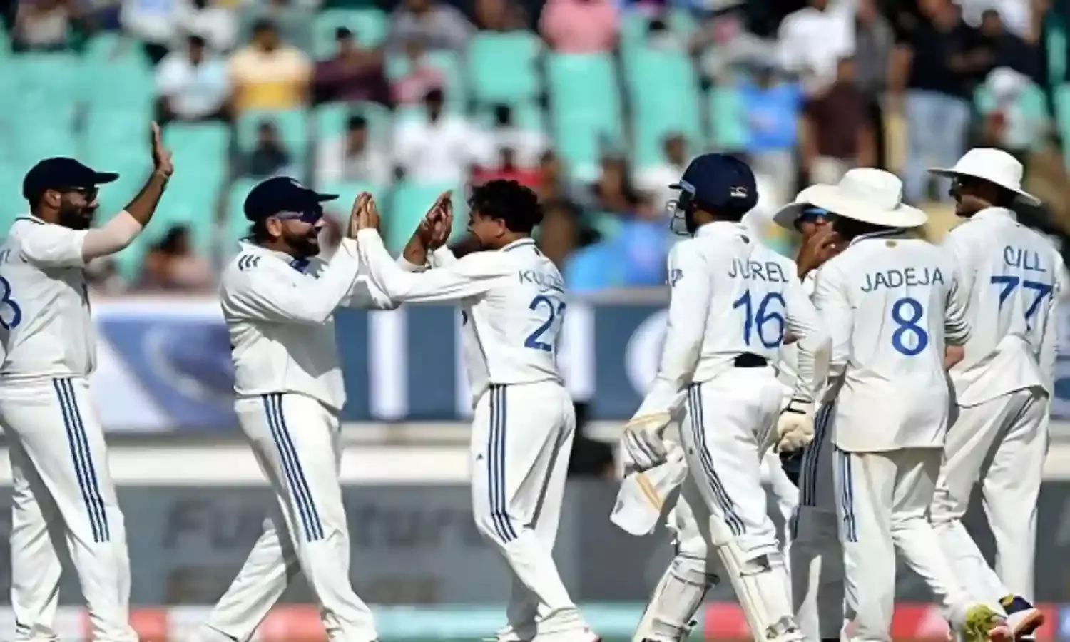 भारतीय टीम की टेस्ट सबसे बड़ी जीत, तीसरे टेस्ट में इंग्लैंड को 434 रन से हराया भारतीय टीम की टेस्ट सबसे बड़ी जीत, तीसरे टेस्ट में इंग्लैंड को 434 रन से हराया