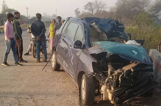 पुलिस भर्ती परीक्षा देकर लौट रहे अभ्‍यर्थियों की कार टकराई, एक की मौत, नौ घायल