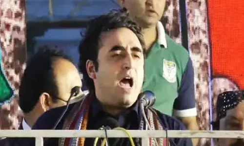 बिलावल पाकिस्तान में लोकतंत्र के माखौल से खफा, आंदोलन की चेतावनी