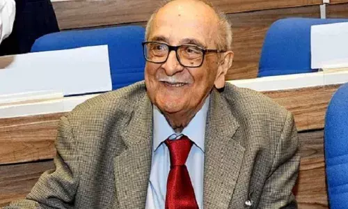 कानूनविद् फली एस. नरीमन का निधन, प्रधानमंत्री मोदी ने शोक जताया