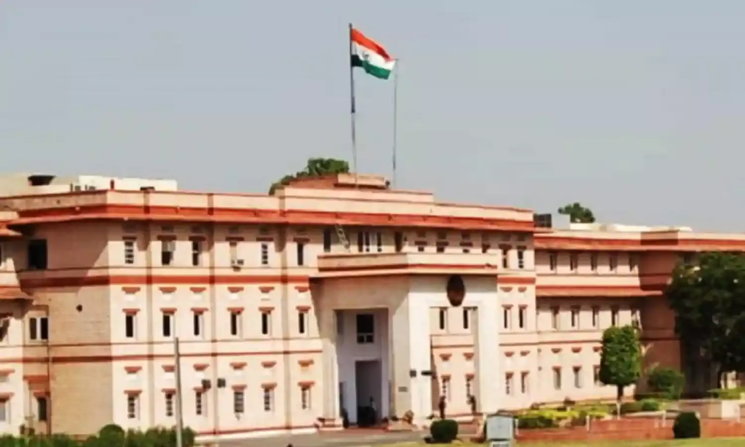 राजस्‍थान में एक आईएएस, पांच आईएफएस, 396 आरएएस समेत 24 आईपीएस के ट्रांसफर