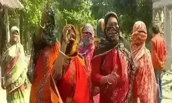 संदेशखाली पहुंची मानवाधिकार आयोग की टीम, ग्रामीणों की शिकायत पर DGP से मांगी रिपोर्ट