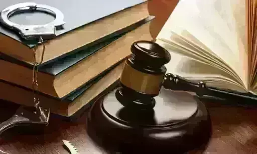 1 जुलाई से लागू होंगे तीन नए आपराधिक कानून, IPC की जगह लेगा भारतीय न्याय संहिता 1 जुलाई से लागू होंगे तीन नए आपराधिक कानून, IPC की जगह लेगा भारतीय न्याय संहिता