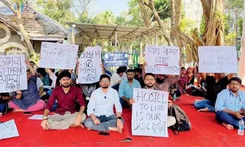 महाराष्ट्र में रेजिडेंट डॉक्टर्स हड़ताल पर, सरकारी अस्पतालों में सेवाएं बाधित