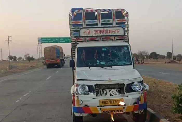 हिंगोली जिले में पिकअप ने राहगीरों को कुचला, चार की मौत और चार घायल