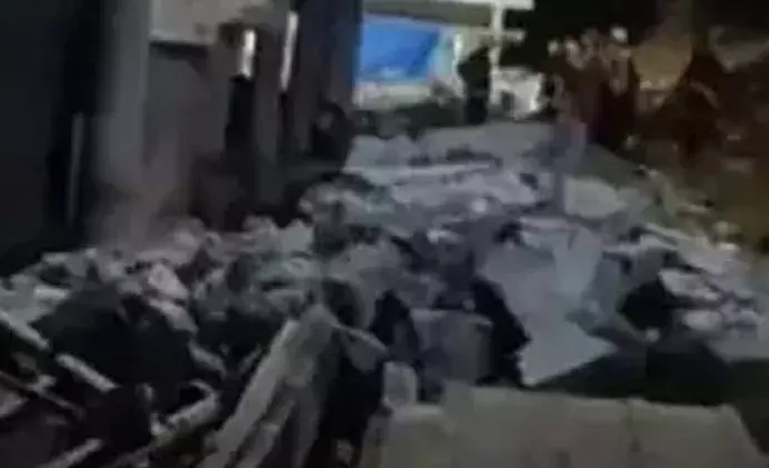 गोरेगांव में निर्माणाधीन मकान की दीवार गिरने से दो की मौत, एक घायल