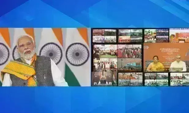 प्रधानमंत्री ने 554 रेलवे स्टेशन के पुनर्निर्माण का शिलान्यास किया, कहा - आज का भारत बड़े सपने देखता है प्रधानमंत्री ने 554 रेलवे स्टेशन के पुनर्निर्माण का शिलान्यास किया, कहा - आज का भारत बड़े सपने देखता है