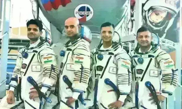 जानिए कौन है मिशन गगनयान के लिए चयनित अंतरिक्ष यात्री, जो स्पेस में बढ़ाएंगे भारत का मान