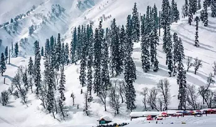 कश्मीर घाटी में दिन रात के तापमान में उतार चढ़ाव कश्मीर घाटी में दिन रात के तापमान में उतार चढ़ाव