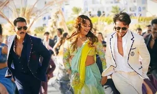 फिल्म बड़े मियां छोटे मियां का गीत मस्त मलंग झूम रिलीज