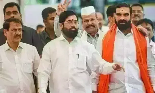 विधानभवन के गलियारे में भिड़े शिंदे गुट के मंत्री और विधायक, मुख्यमंत्री ने दोनों को समझाया