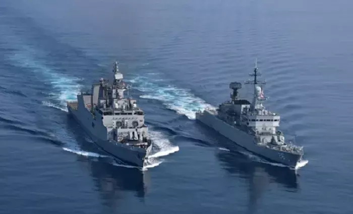 भारत-मलेशिया का द्विपक्षीय अभ्यास ‘समुद्र लक्ष्मण’ स्टीम पास्ट के साथ खत्म भारत-मलेशिया का द्विपक्षीय अभ्यास ‘समुद्र लक्ष्मण’ स्टीम पास्ट के साथ खत्म