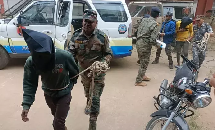 झारखंड में विदेशी महिला से गैंगरेप के मामले में तीन गिरफ्तार