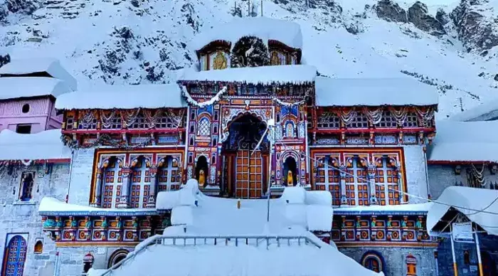 उत्तराखंड में चार धाम यात्रा की तैयारियां शुरू, श्रद्धालुओं के लिए 11 भाषाओं में जारी होगी एसओपी