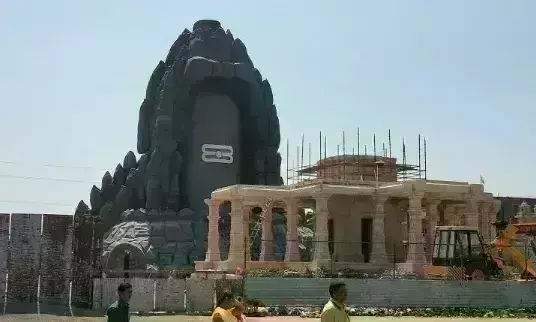 कुबेरेश्वर धाम में रुद्राक्ष महोत्सव और शिव महापुराण आज से, भक्तों का उमड़ा सैलाब कुबेरेश्वर धाम में रुद्राक्ष महोत्सव और शिव महापुराण आज से, भक्तों का उमड़ा सैलाब
