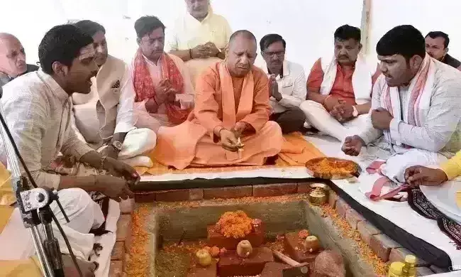 योगी आदित्यनाथ ने NCC अकादमी का भूमिपूजन किया, कहा - अनुशासन के बिना जीवन में कुछ भी नहीं