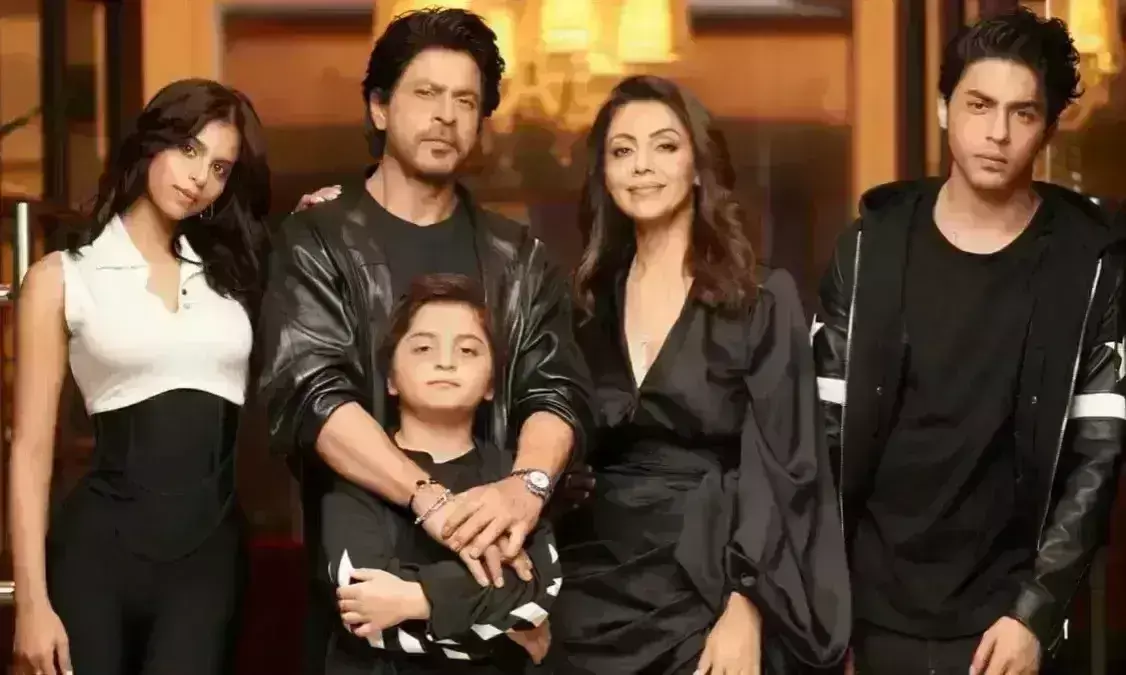 शाहरुख खान ने पत्नी गौरी व बच्चों को खास संदेश, कहा - जबतक तुम्हारा बाप जिंदा है..