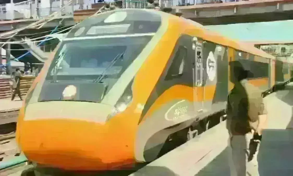 आज से सप्ताह में छह दिन चलेगी खजुराहो वंदे भारत, जानिए समय और किराया