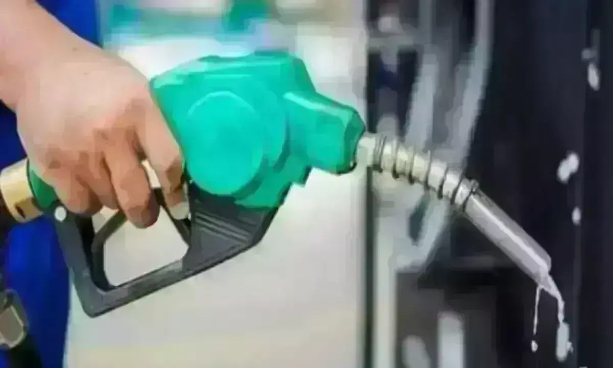 देशभर में सस्ता हुआ पेट्रोल-डीजल, नई दरें लागू