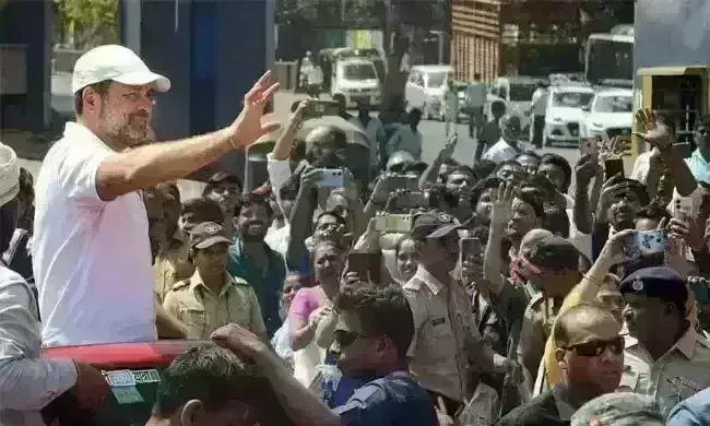 राहुल गांधी मुंबई में न्याय संकल्प पदयात्रा में हुए शामिल, कहा - धारावी आपकी है और आपकी ही रहनी चाहिए राहुल गांधी मुंबई में न्याय संकल्प पदयात्रा में हुए शामिल, कहा - धारावी आपकी है और आपकी ही रहनी चाहिए